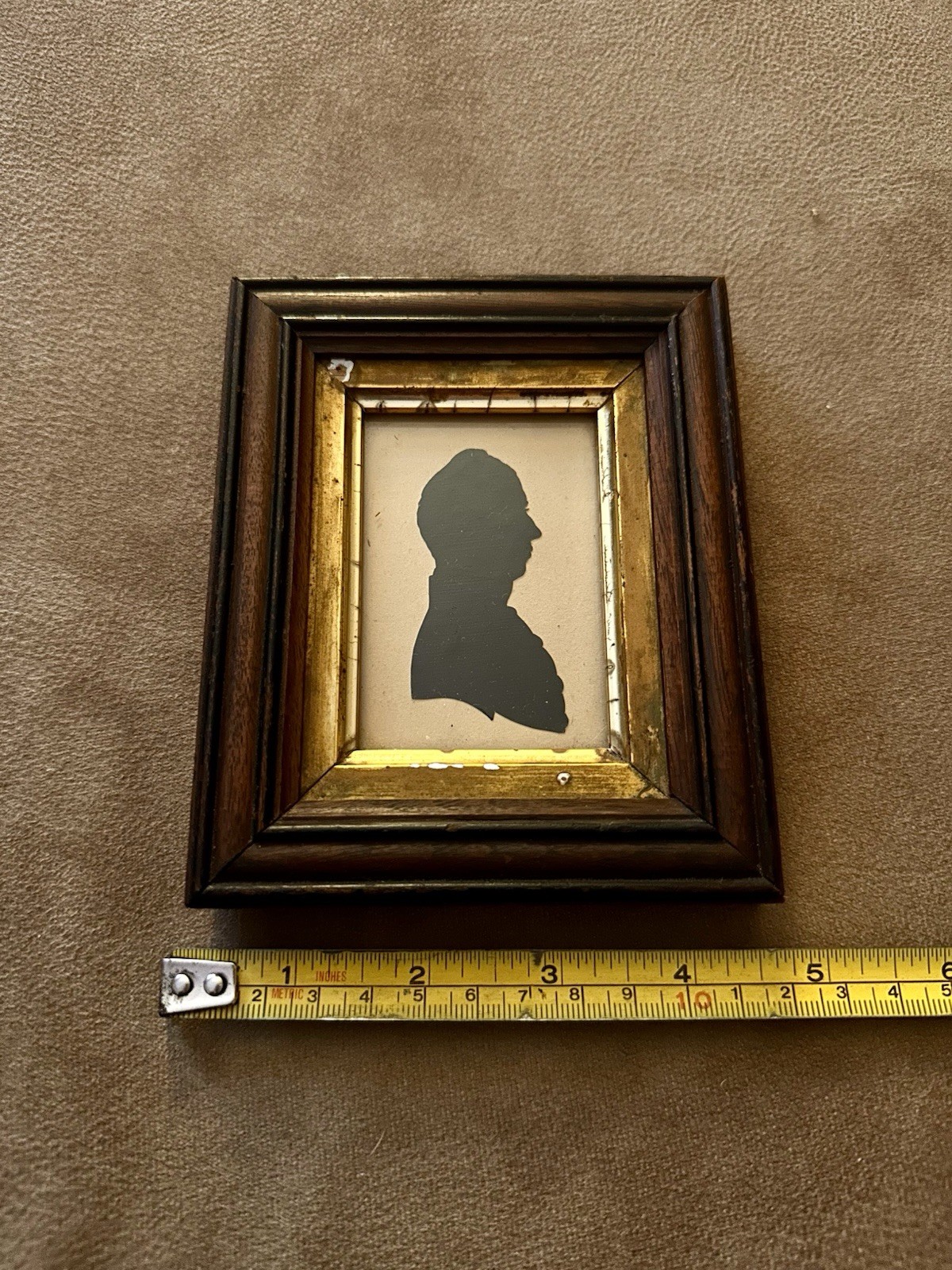 Antique Cut Paper Silhouette Portrait Gentleman Walnut Gilt Frame c.1820-1850