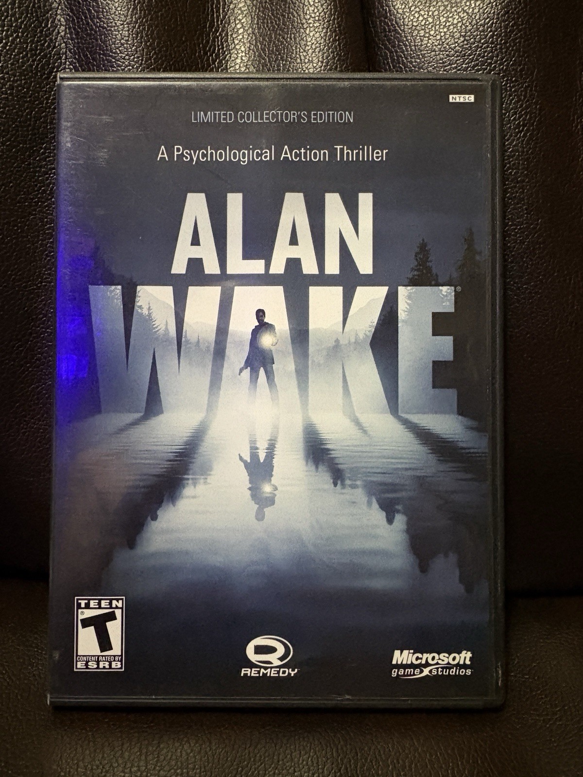 Alan Wake - Limited Collector\'s Edition (Microsoft Xbox 360, 2010) Mint Disc CIB