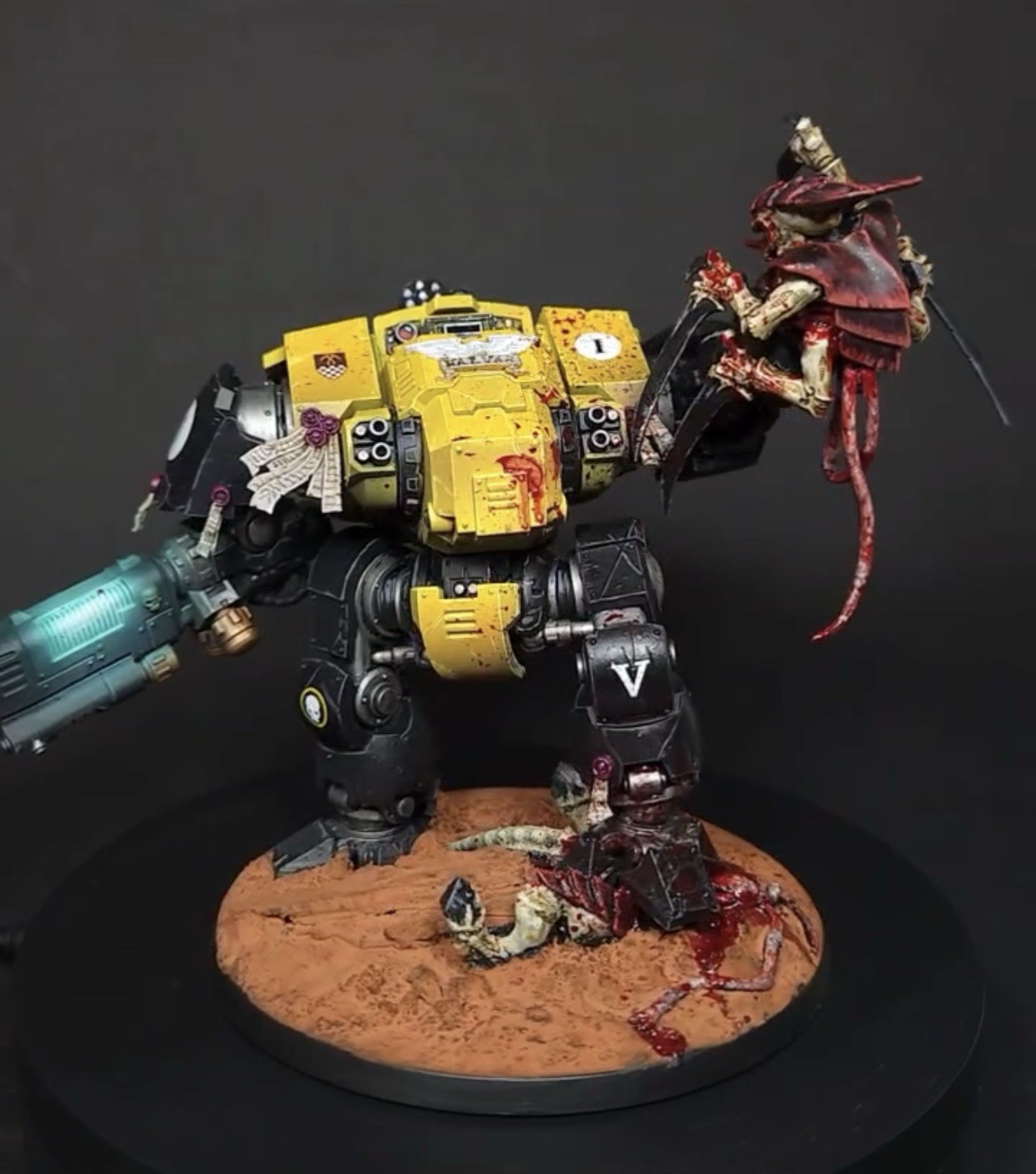 Warhammer 40K Scythes Of The Emperor Redemptor Dreadnought Pro/Master Painted. Warhammer 40K Scythes Of The Emperor Redemptor Dreadnought Pro/Master Painted.
