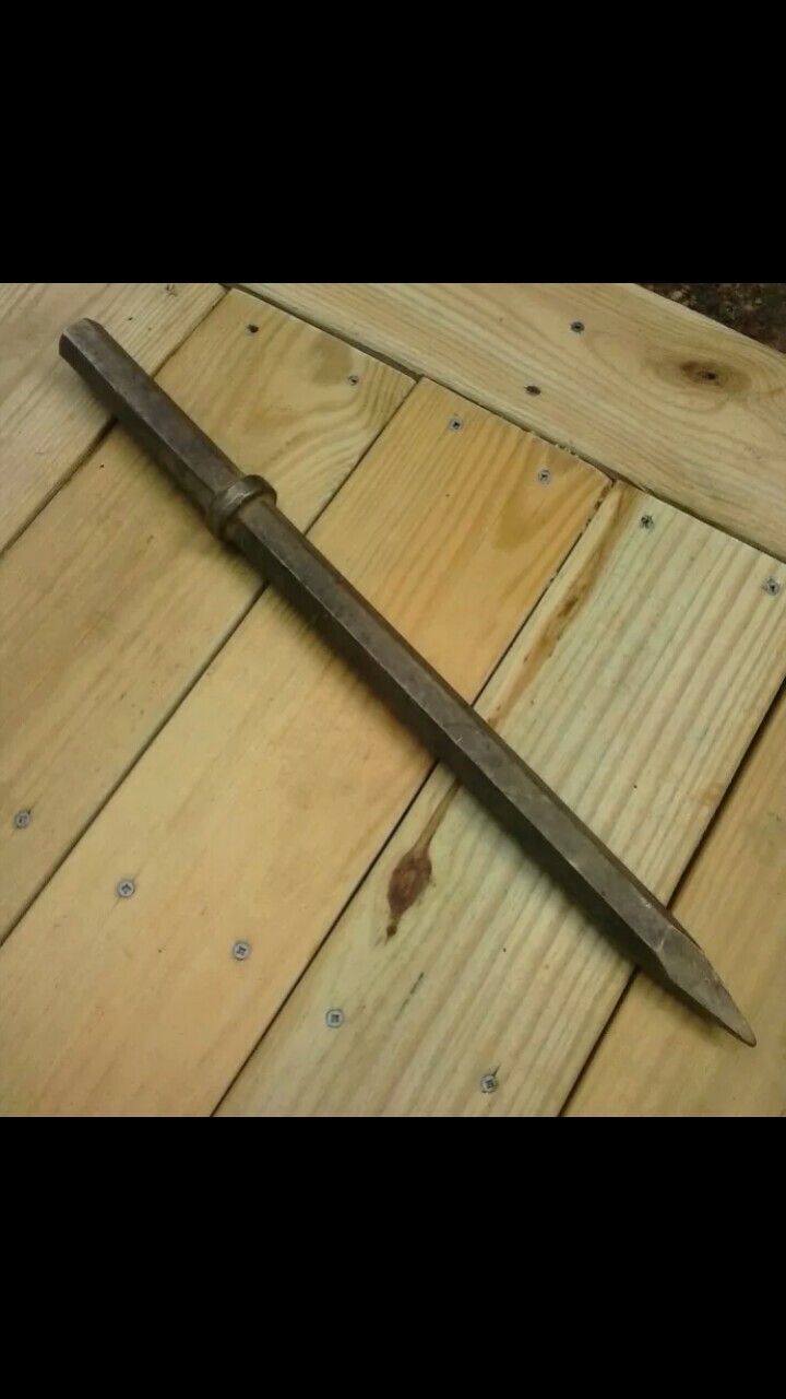 Vintage Ampco C 8A ALBR Pneumatic Hex Bull Point Chisel no spark oil gas tool Vintage Ampco C 8A ALBR Pneumatic Hex Bull Point Chisel no spark oil gas tool