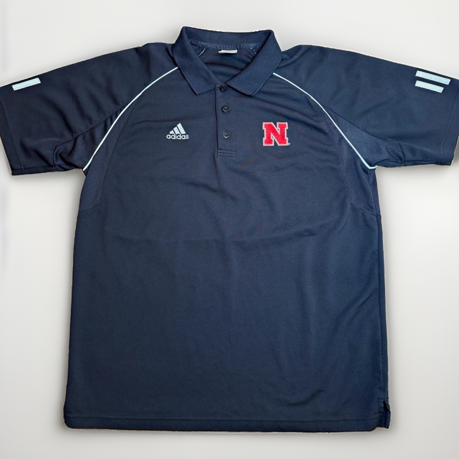 vtg adidas CLIMACOOL Nebraska Husker Polo golf medium Embroidered three stripe vtg adidas CLIMACOOL Nebraska Husker Polo golf medium Embroidered three stripe