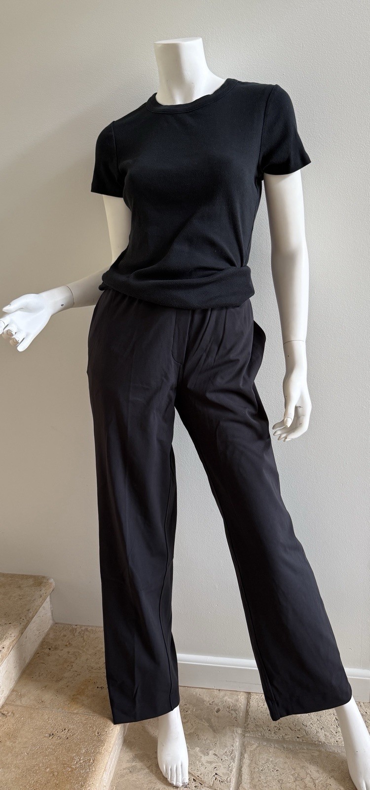 NWOT LULULEMON Mid-Rise Pant Pants 31.5\ NWOT LULULEMON Mid-Rise Pant Pants 31.5\