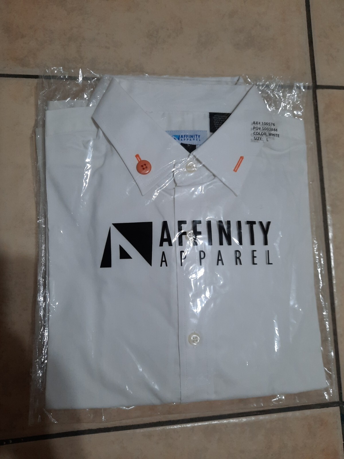 Affinity Apparel mens dress shirt size Large W/ Accent Orange Fake Collar Button Affinity Apparel mens dress shirt size Large W/ Accent Orange Fake Collar Button