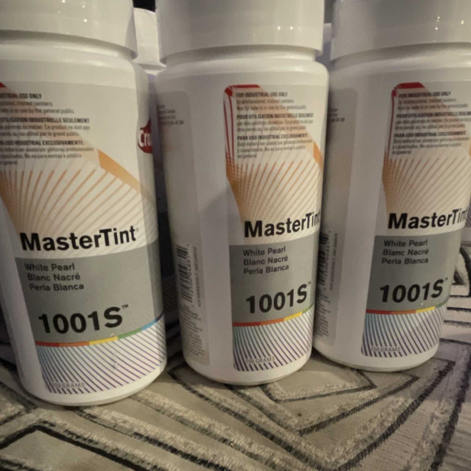 Cromax Axalta Mastertint 1001s White Pearl White Cromax Axalta Mastertint 1001s White Pearl White