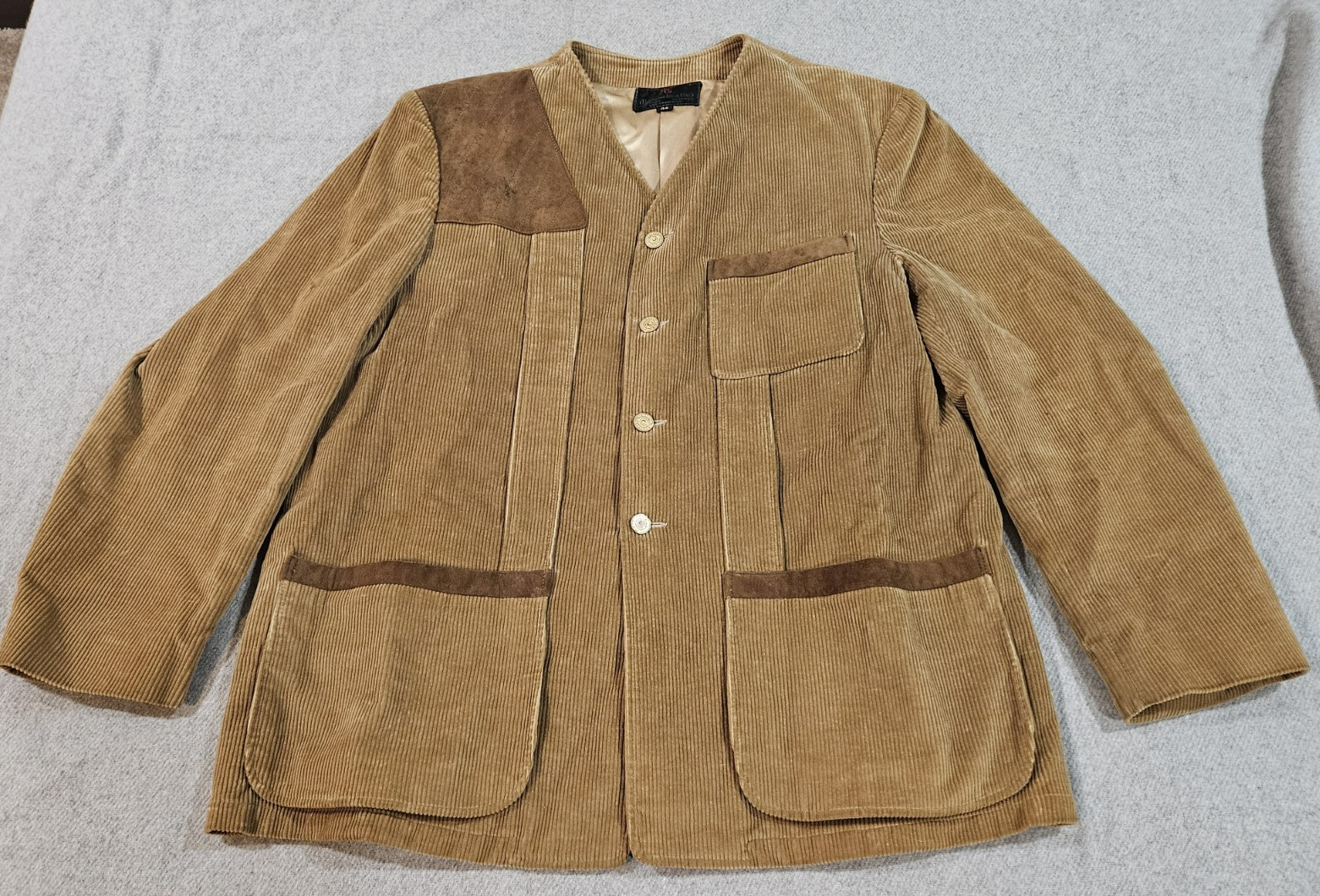 VTG 1960\'s Abercrombie & Fitch Brown Corduroy Shooting Hunting Jacket Large/46 VTG 1960\'s Abercrombie & Fitch Brown Corduroy Shooting Hunting Jacket Large/46