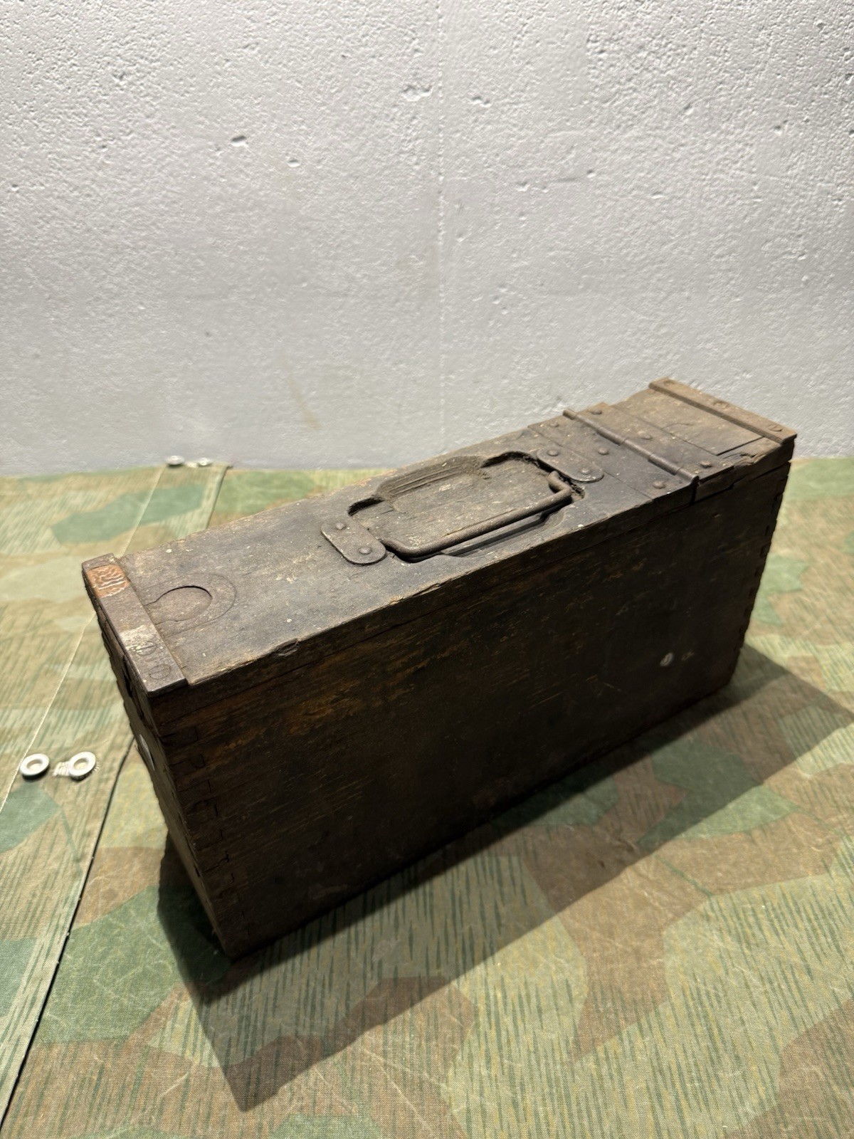 Original WW1 German Mg08/15 Maxim Wood Ammo Can Marked Original WW1 German Mg08/15 Maxim Wood Ammo Can Marked