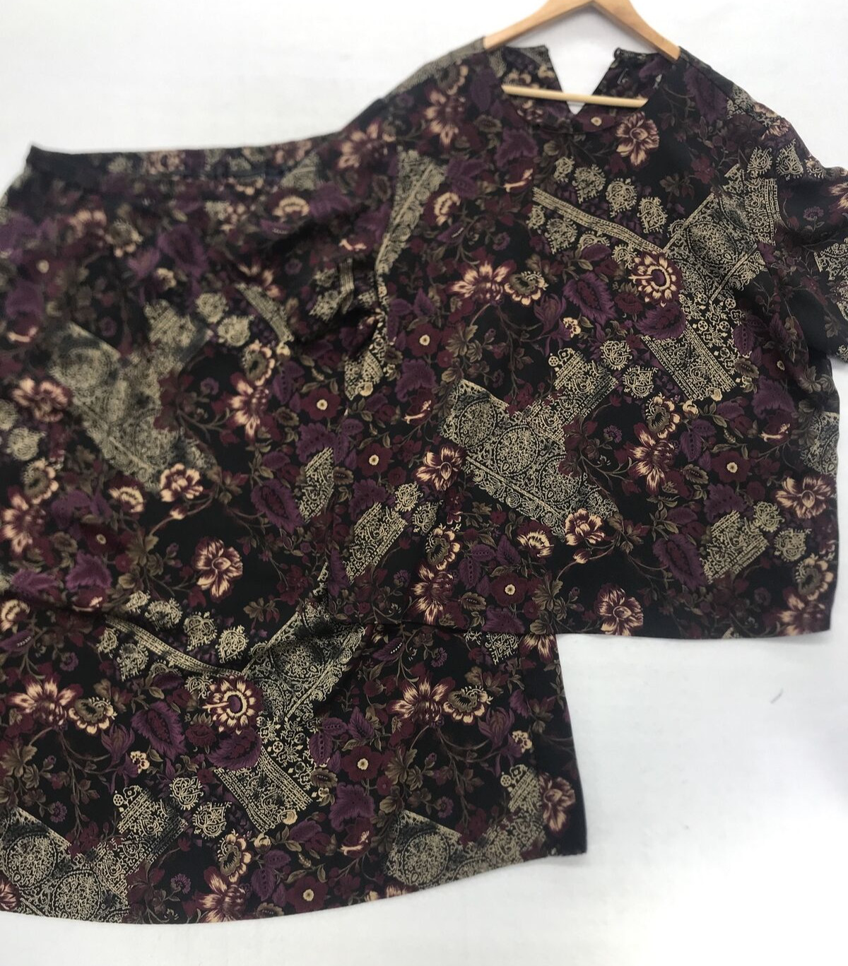Laura Scott VTG Skirt Set Size 22 Purple Black Floral Grandmacore Bigmamacore