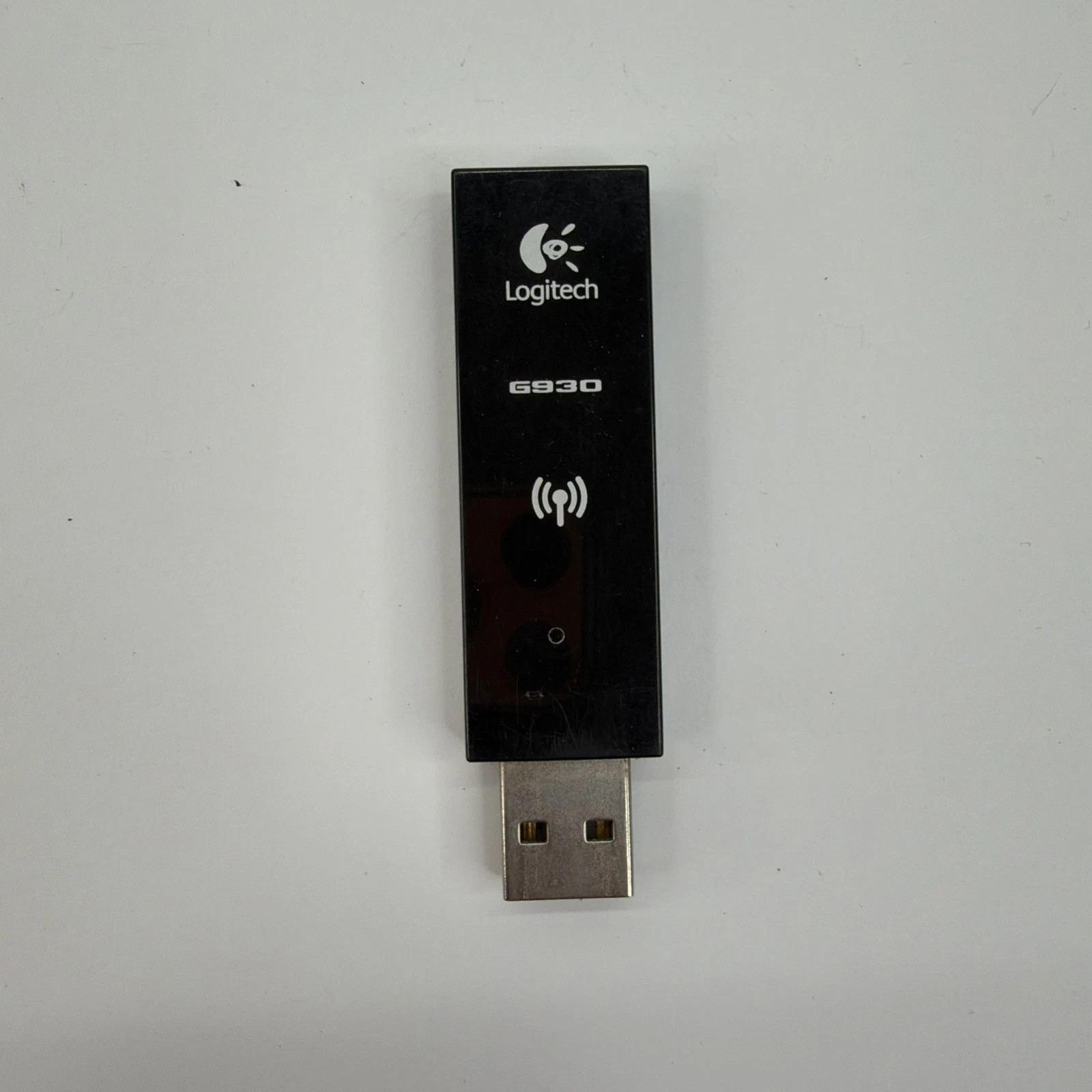Wireless Gaming Headset Logitech G930 USB Receiver Dongle Adapter PN-881-000081 Wireless Gaming Headset Logitech G930 USB Receiver Dongle Adapter PN-881-000081
