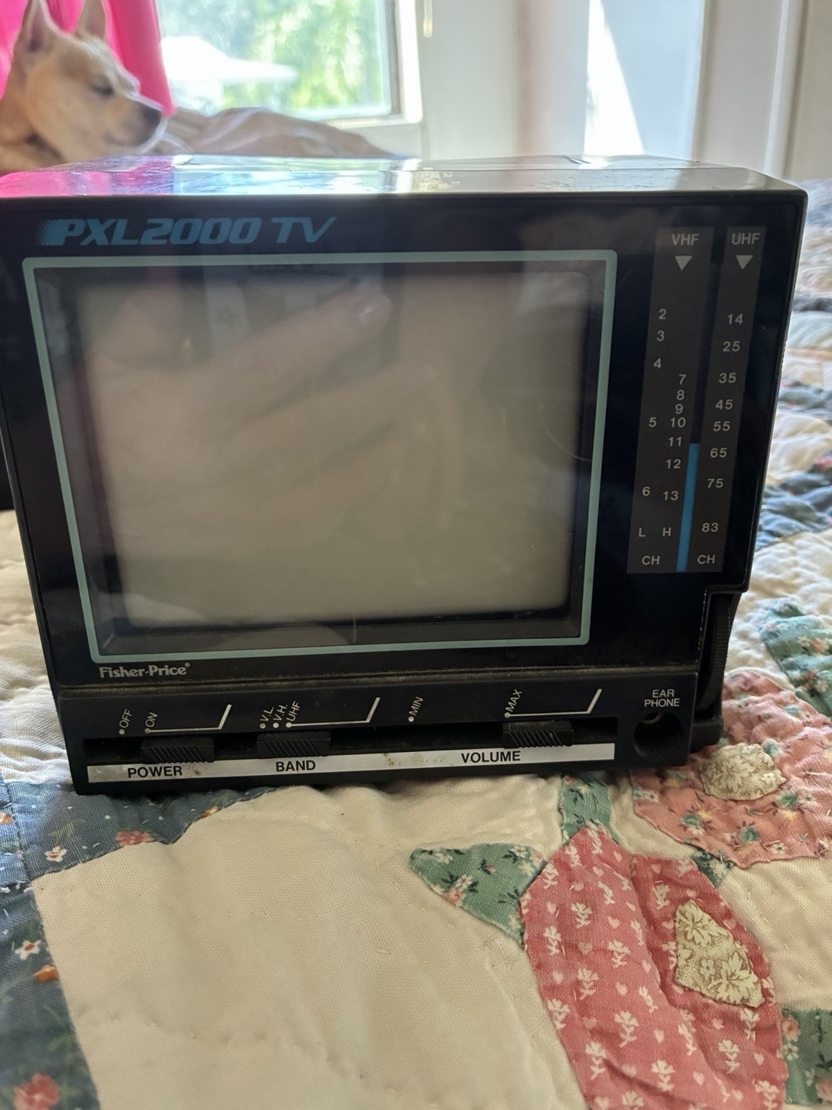 VINTAGE FISHER PRICE PXL 2000 VIDEO CAMERA MINI TV TELEVISION CAMCORDER MONITOR