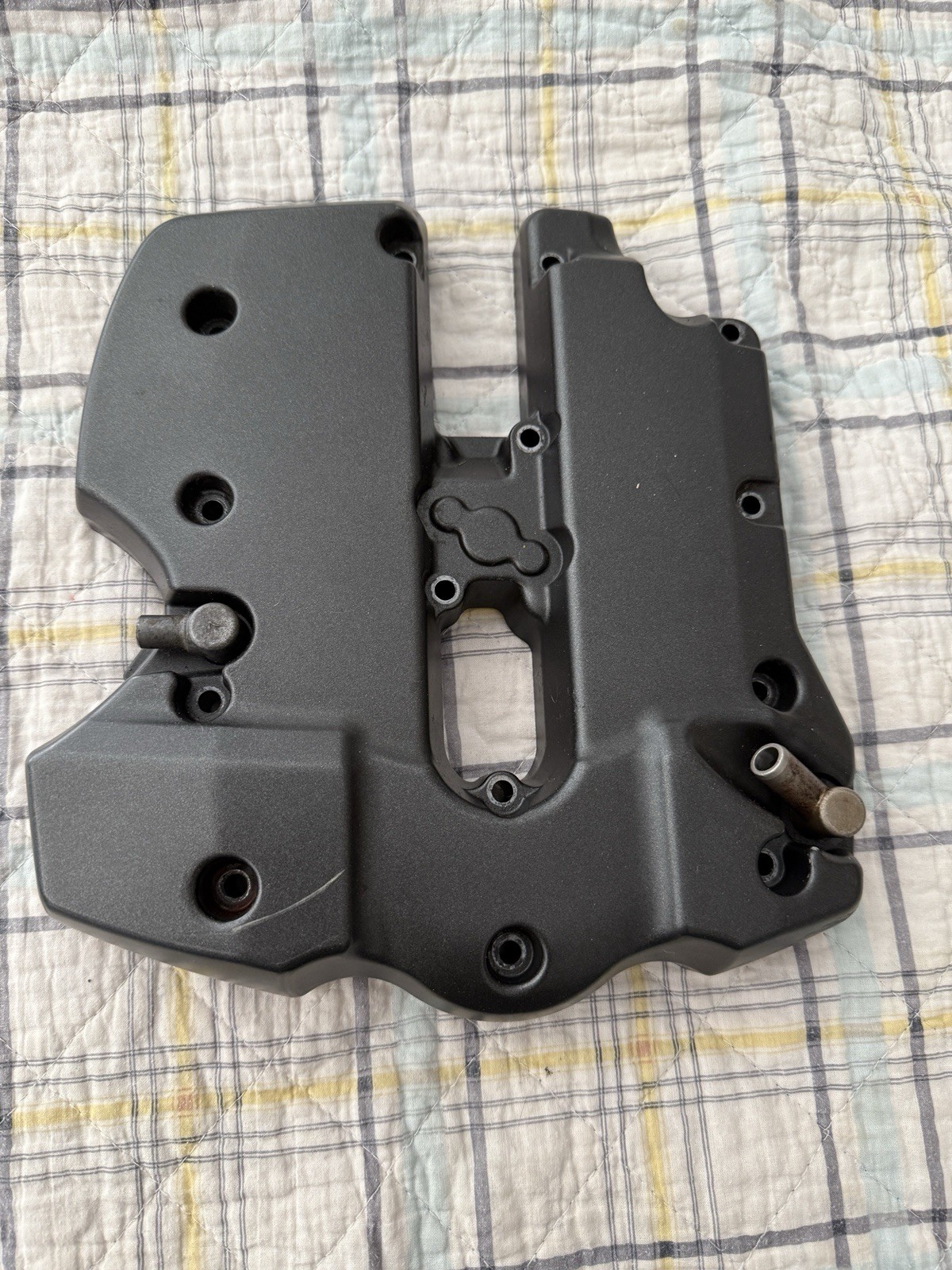 06-11 Yamaha XV1900 Stratoliner Valve Cover