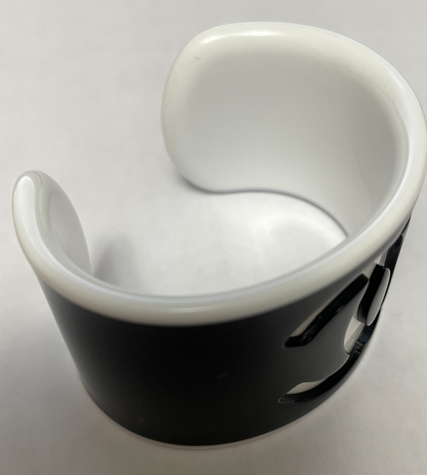 Black (Chanel CC) outside White inside lucite sporty cuff bracelet BEAUTIFUL Black (Chanel CC) outside White inside lucite sporty cuff bracelet BEAUTIFUL