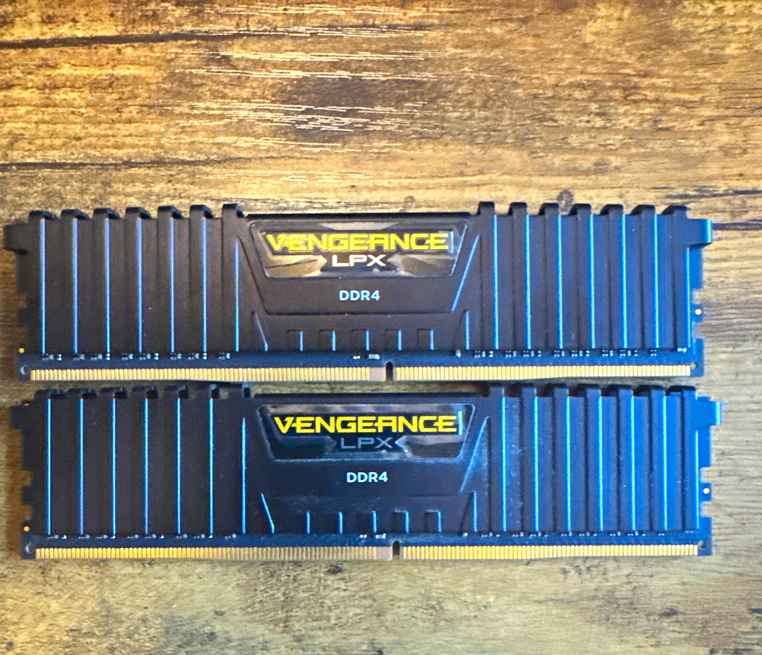 Corsair Vengeance LPX 16GB (2x8GB) DDR4-3200 DIMM 288-Pin CMK16GX4M2B3200C16 Corsair Vengeance LPX 16GB (2x8GB) DDR4-3200 DIMM 288-Pin CMK16GX4M2B3200C16
