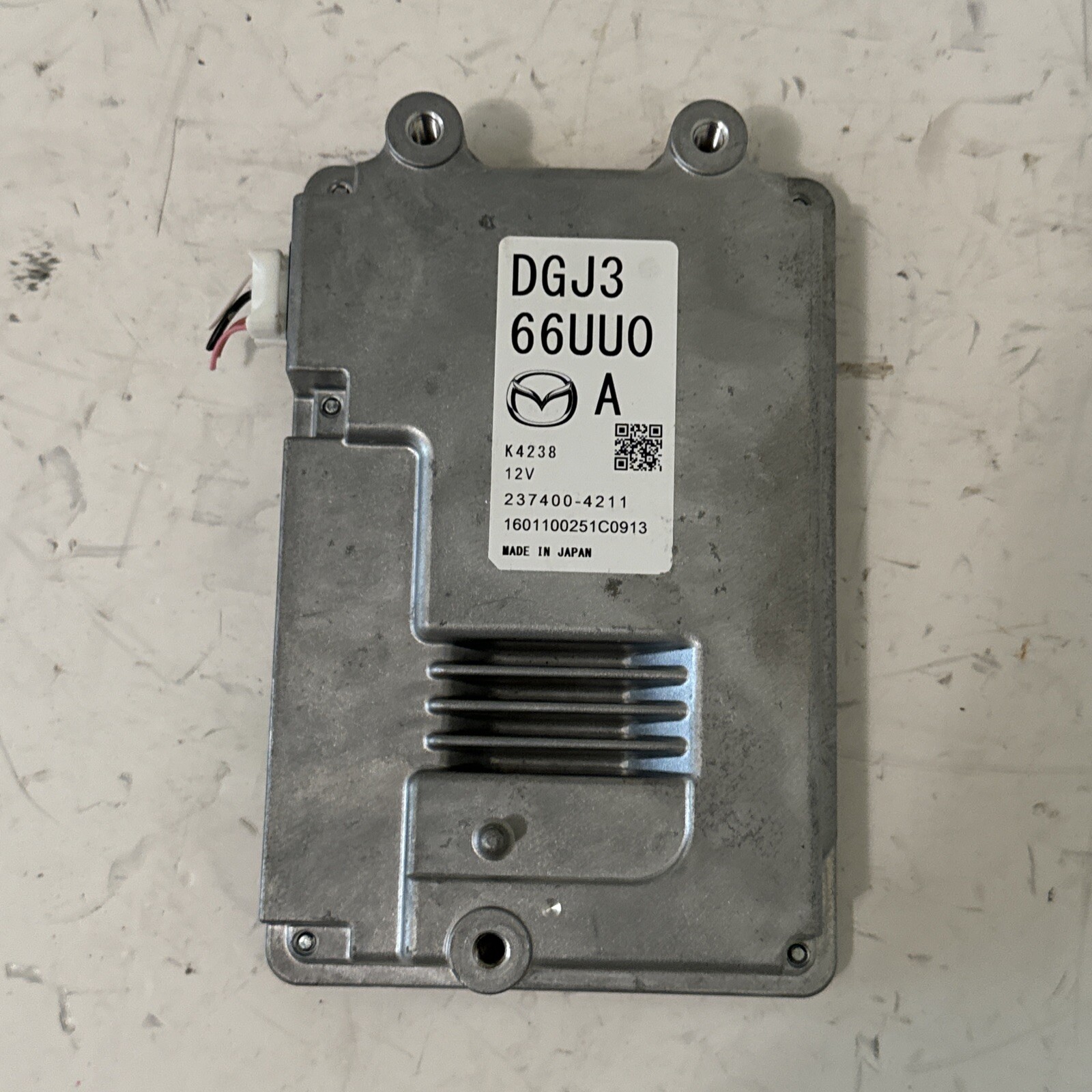 2020 MAZDA CX30 VIEW CONTROL MODULE UNIT OEM DGJ366UU0 2020 MAZDA CX30 VIEW CONTROL MODULE UNIT OEM DGJ366UU0