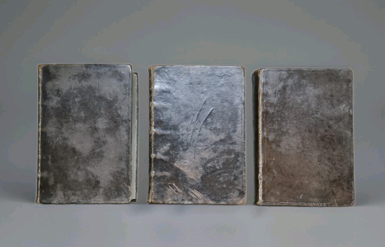 Rare Antique Holy Bibles Collection - MATTHEW HENRY\'S BIBLE (3 Volumes) 1838 Rare Antique Holy Bibles Collection - MATTHEW HENRY\'S BIBLE (3 Volumes) 1838