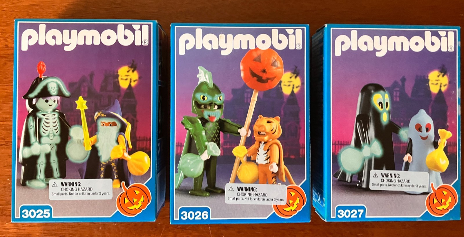 SEALED VINTAGE 1998 Playmobil Halloween Figures -  Lot #\'s 3025 3026 3027