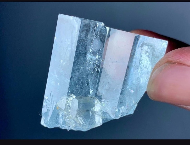 Natural Aquamarine Crystal , Raw Beryl Stone Pakistan Mineral 26 Grams
