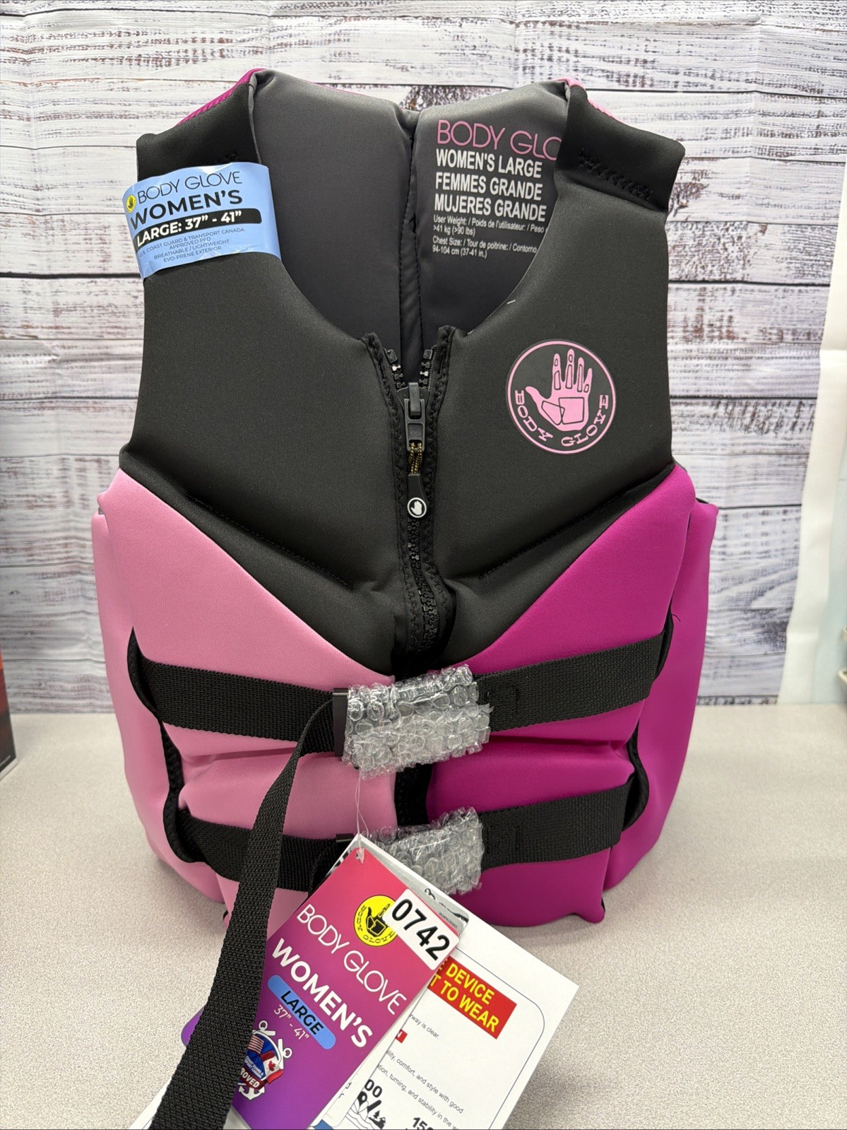 Body Glove Women\'s Segmented USCG Approved PFD Life Jacket, Pink/Black Large