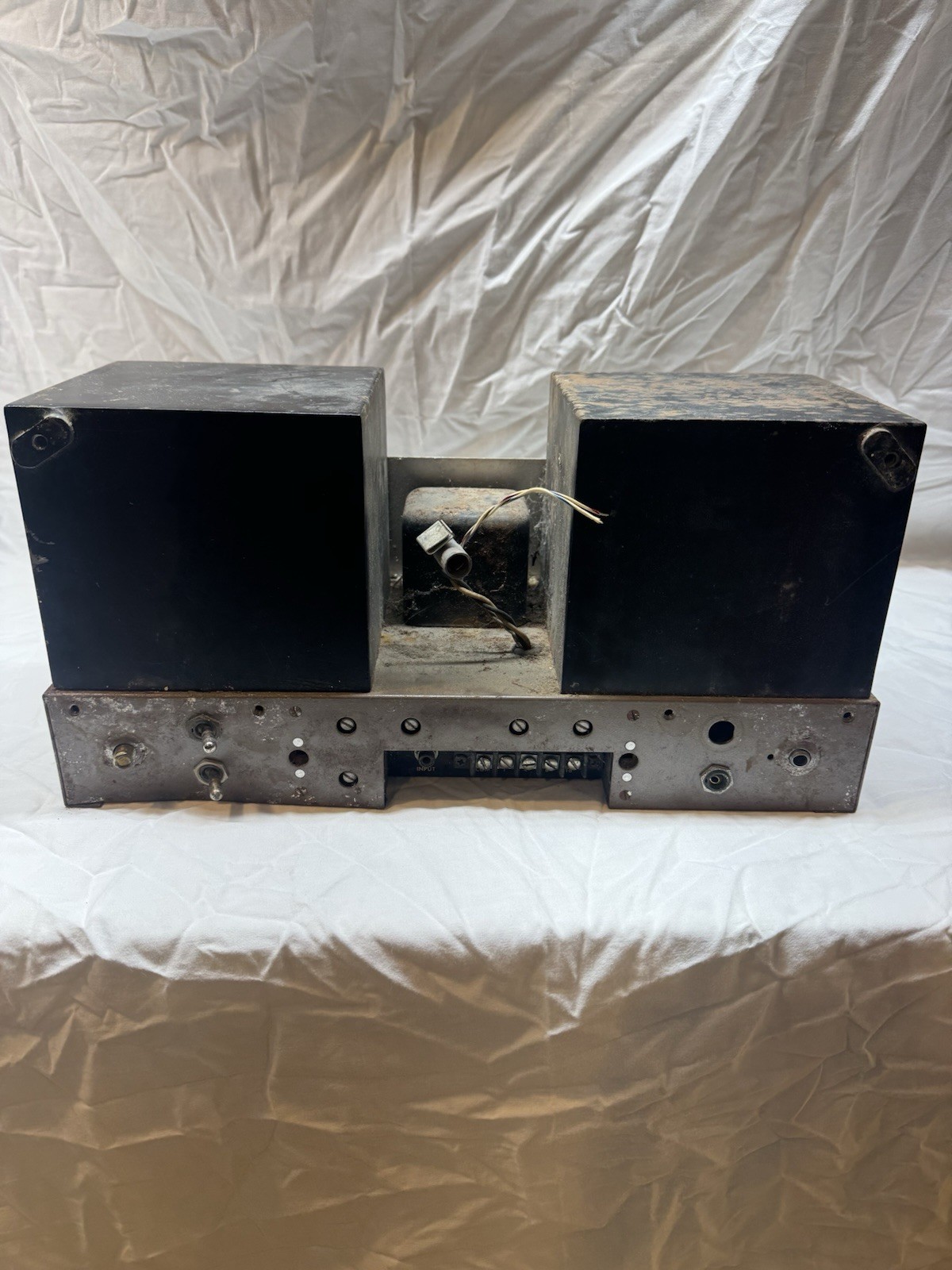 MARANTZ MODEL 9 Monoblock Tube Power Amp For Parts Only MARANTZ MODEL 9 Monoblock Tube Power Amp For Parts Only