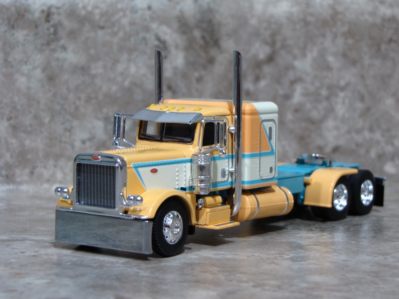 DCP 1/64 Peach Teal Peterbilt 389 Flattop Semi Truck Farm Toy