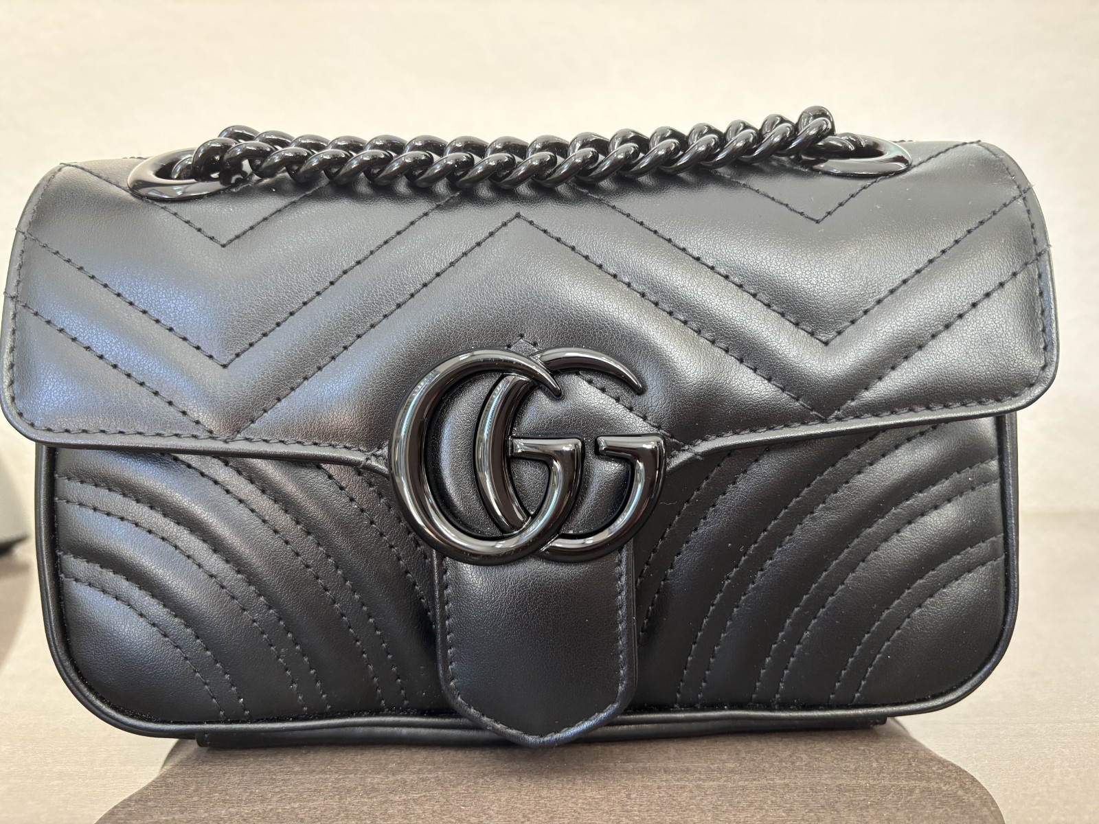 Authentic GUCCI GG Marmont Matte So Black Leather Flap Shoulder Bag Small 22cm