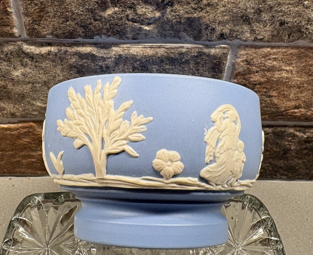 Wedgwood Jasperware (Blue) Bute Bowl EUC #2503 Vintage Wedgwood Jasperware (Blue) Bute Bowl EUC #2503 Vintage