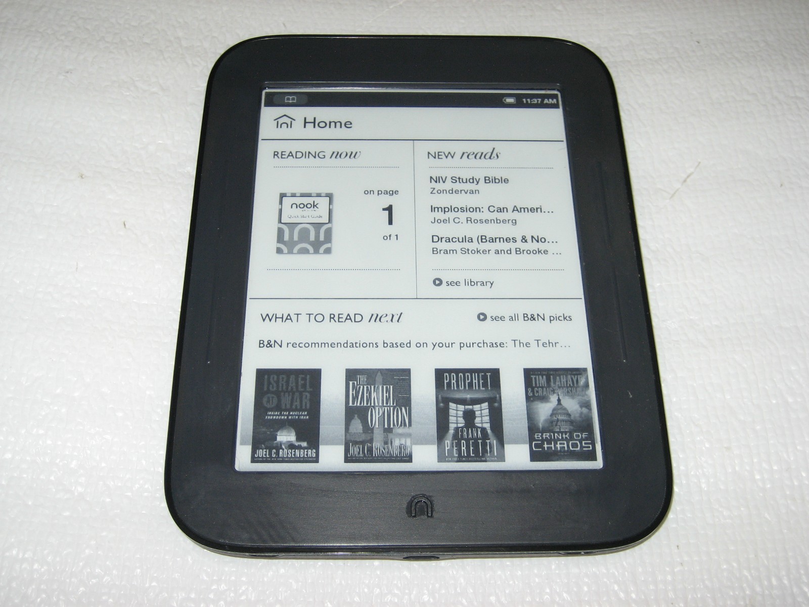 Barnes & Noble NOOK Simple Touch E-Reader Wi-Fi, 2GB, 6 Barnes & Noble NOOK Simple Touch E-Reader Wi-Fi, 2GB, 6