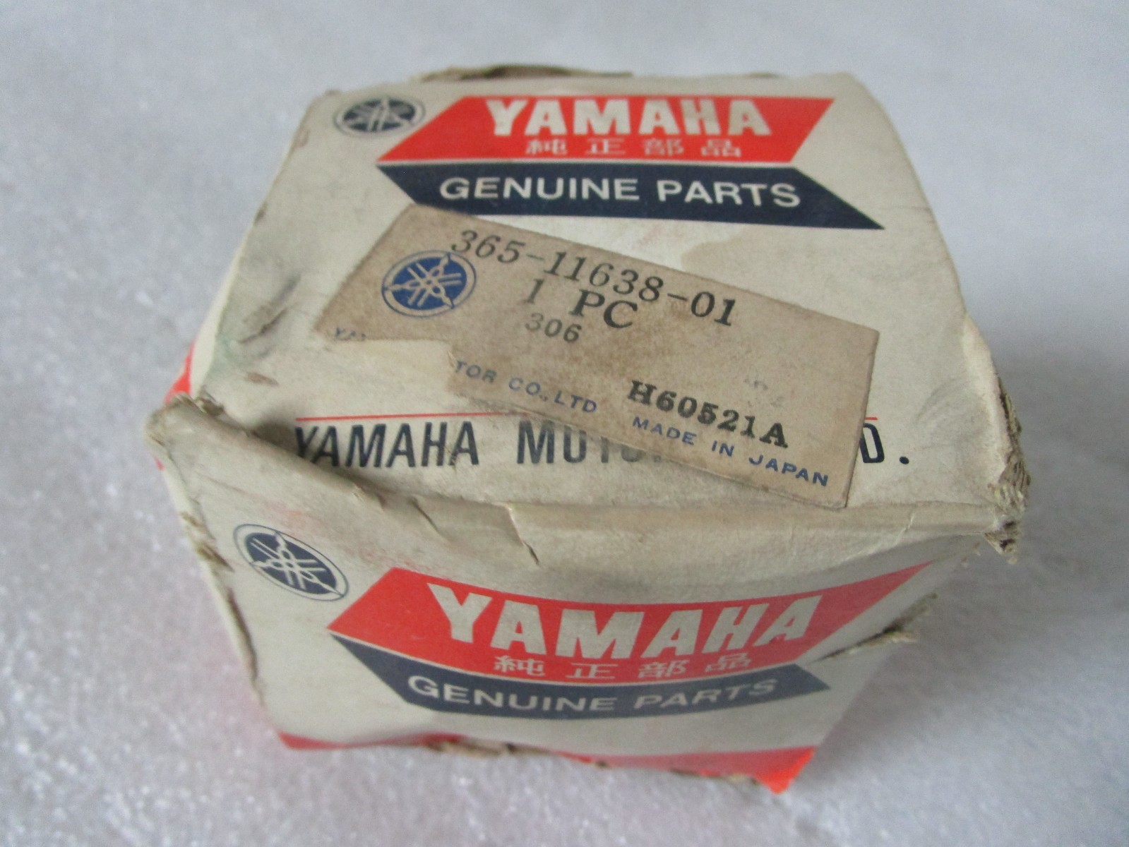 OEM NOS Yamaha Oversize 1.00 Piston 365-11638-01-00