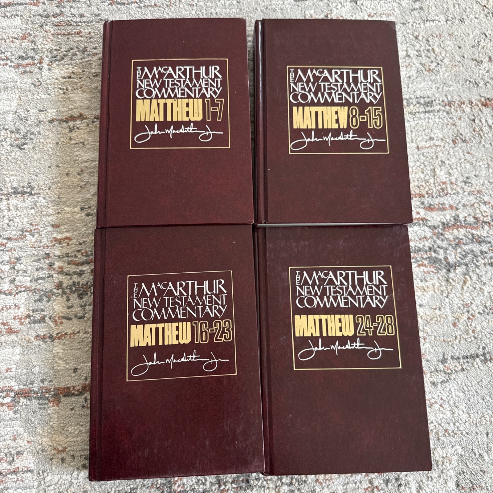 Matthew 1 -28 - John MacArthur - Bible Commentary - 4 Book Lot Moody Press 1987