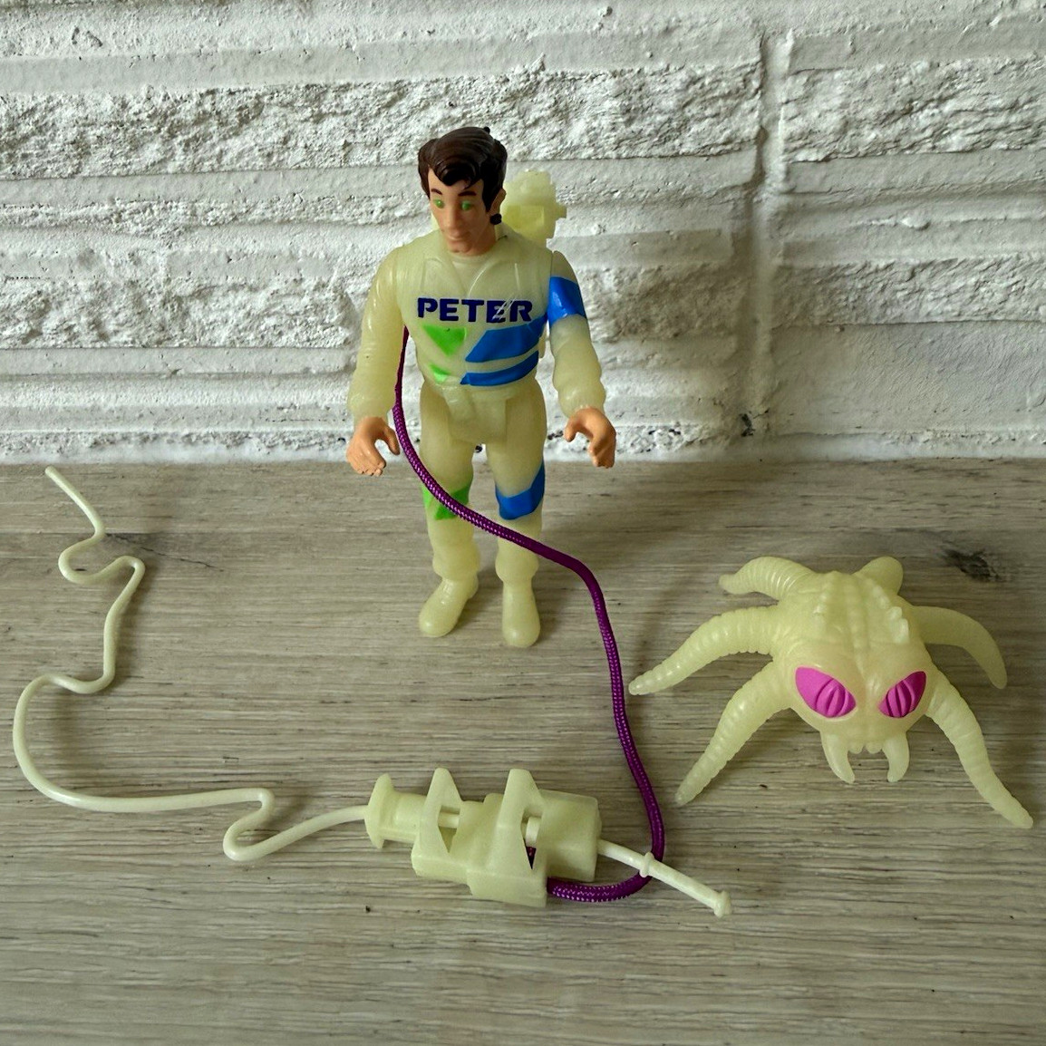 Vintage 1991 Kenner Real Ghostbusters Ecto-Glow Peter Venkman -Nearly Complete Vintage 1991 Kenner Real Ghostbusters Ecto-Glow Peter Venkman -Nearly Complete