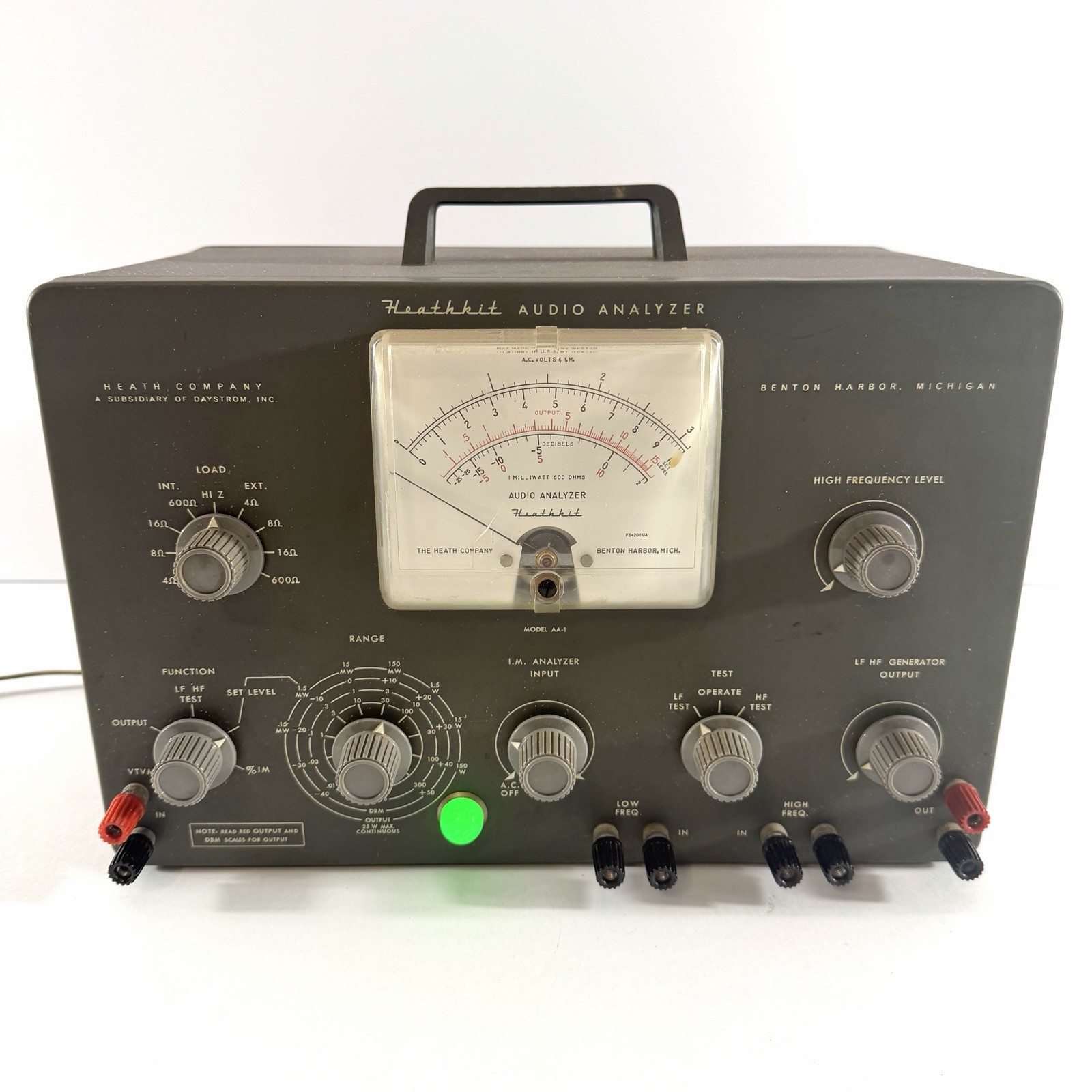 Vintage Heathkit Audio Analyzer Model AA-1 Tube Test Equipment Powers On