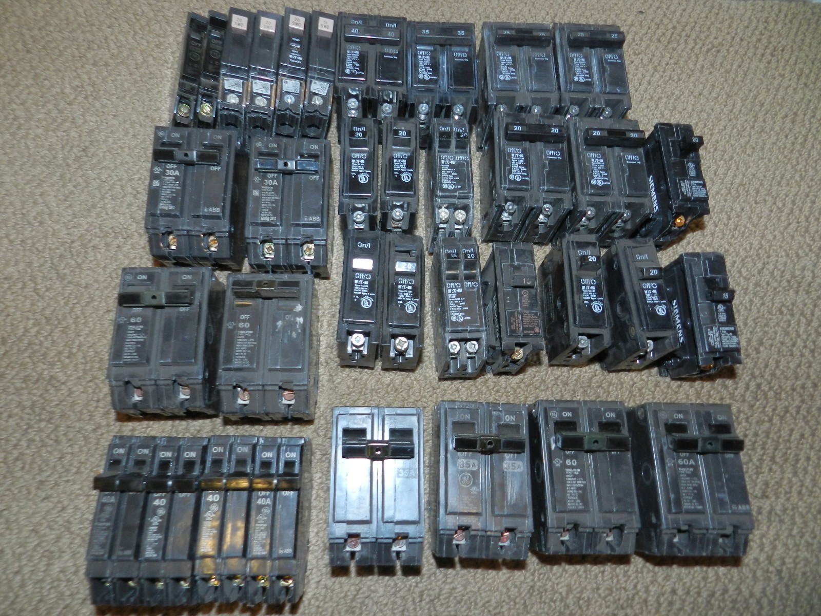 Lot of 35 Breakers ALL Types General Electric Eaton Cutler Siemens Twins NEW Lot of 35 Breakers ALL Types General Electric Eaton Cutler Siemens Twins NEW