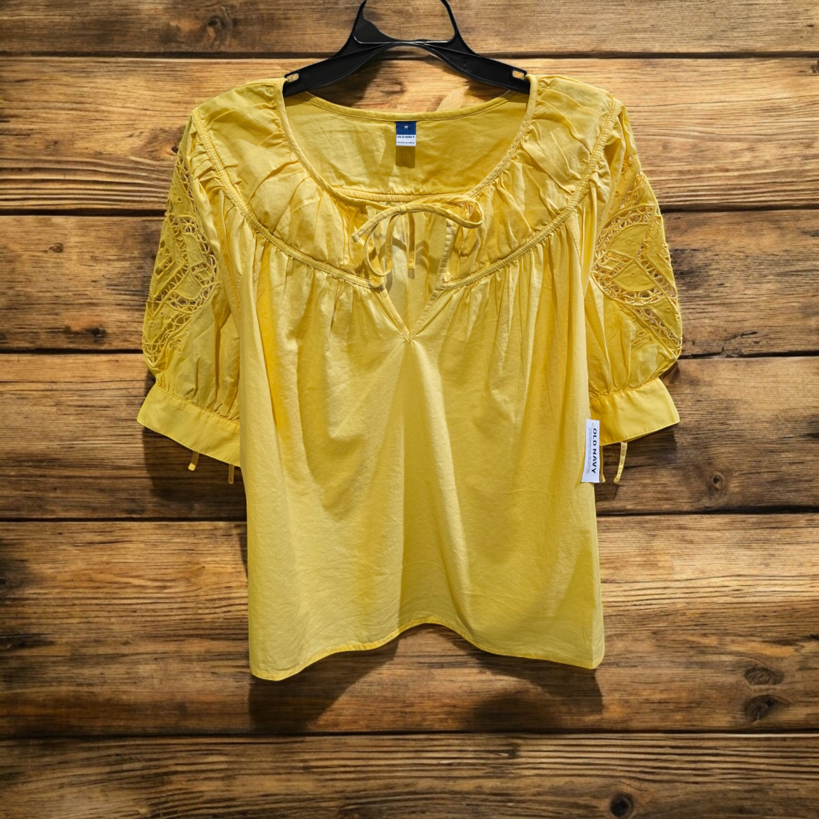 Old Navy Women\'s 3/4 Yellow Blouse, Medium Old Navy Women\'s 3/4 Yellow Blouse, Medium
