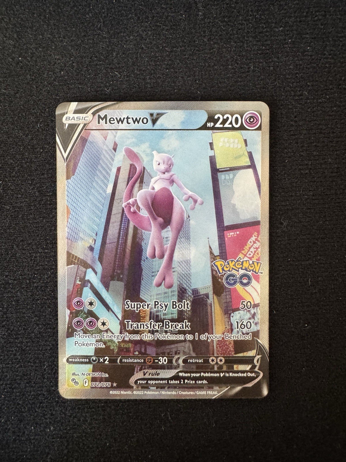 Mewtwo V (Alternate Full Art) Pokémon — English Pokemon GO 072/078 UR Holo NM