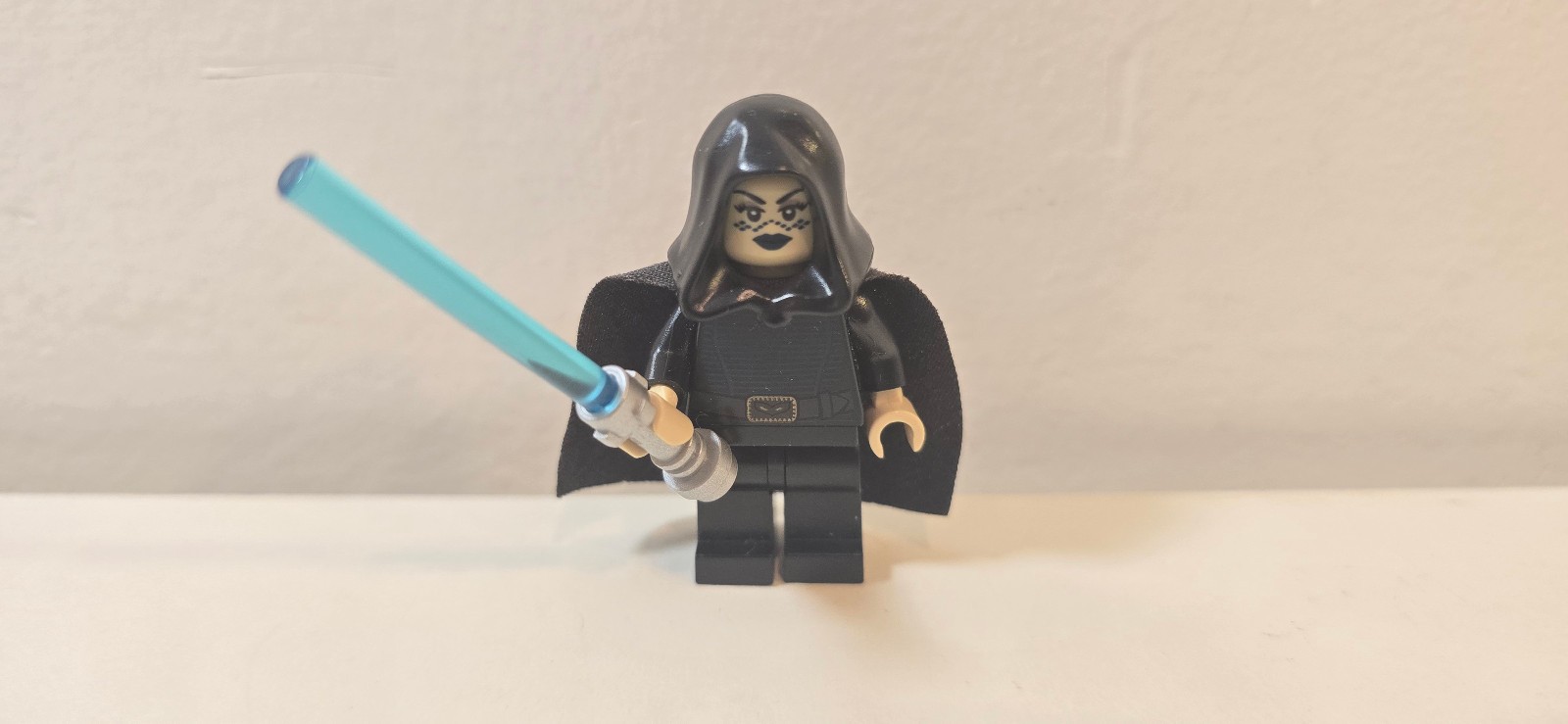 2010 Lego Republic Swamp Speeder - Barriss Offee sw0269 Minifig - Complete