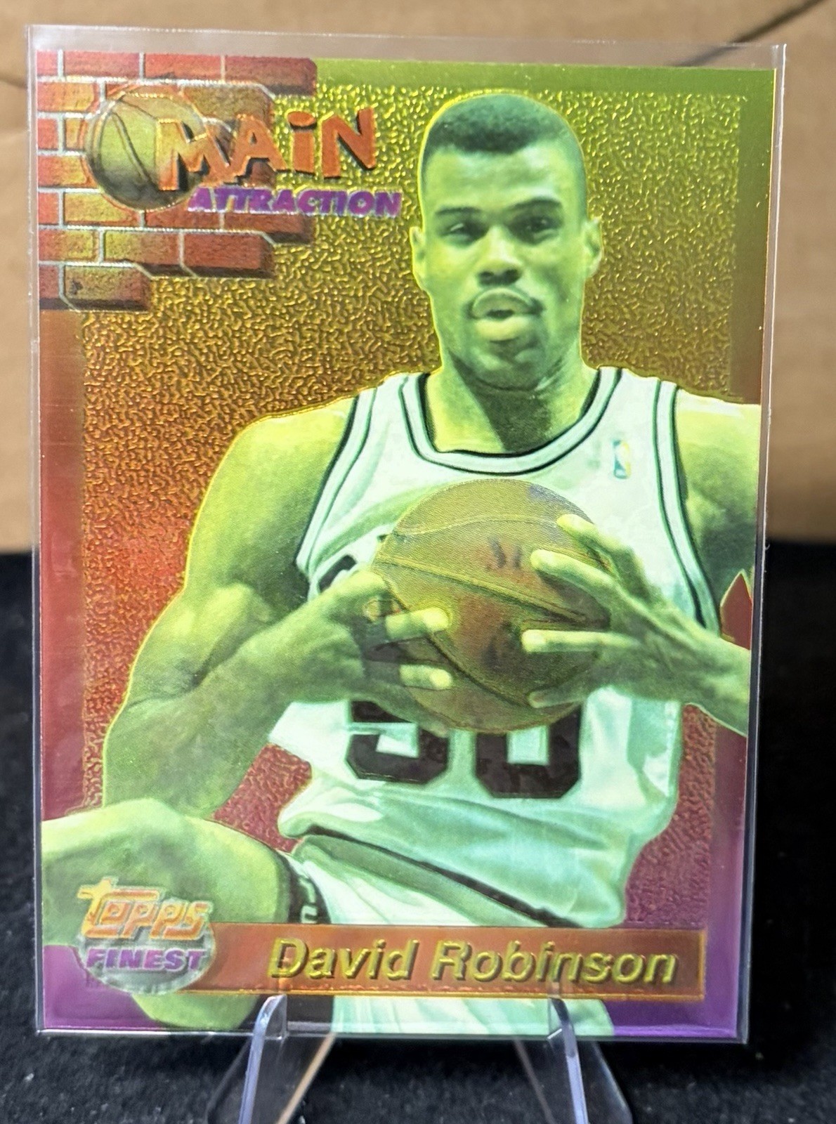 1993-94 Topps Finest - David Robinson Main Attraction #24 1993-94 Topps Finest - David Robinson Main Attraction #24