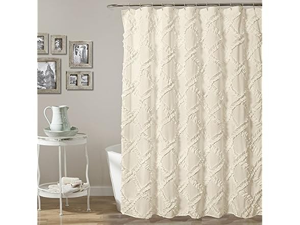 Lush Decor, Ivory/Pale Yellow Ruffle Diamond Shower Curtain Lush Decor, Ivory/Pale Yellow Ruffle Diamond Shower Curtain