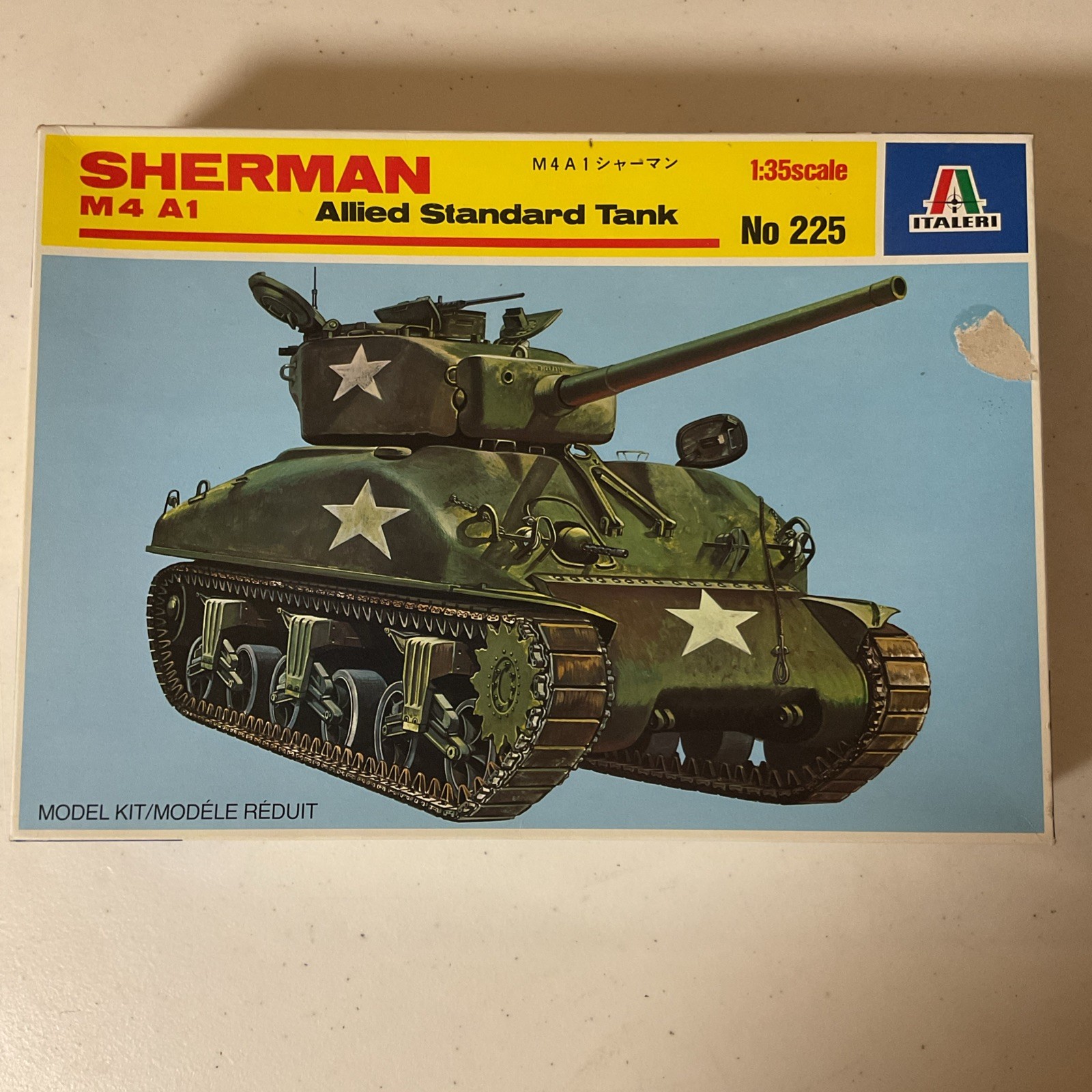 Italeri Testors 1/35 M4A1 Sherman Tank #225 -  New Open Box With Extra