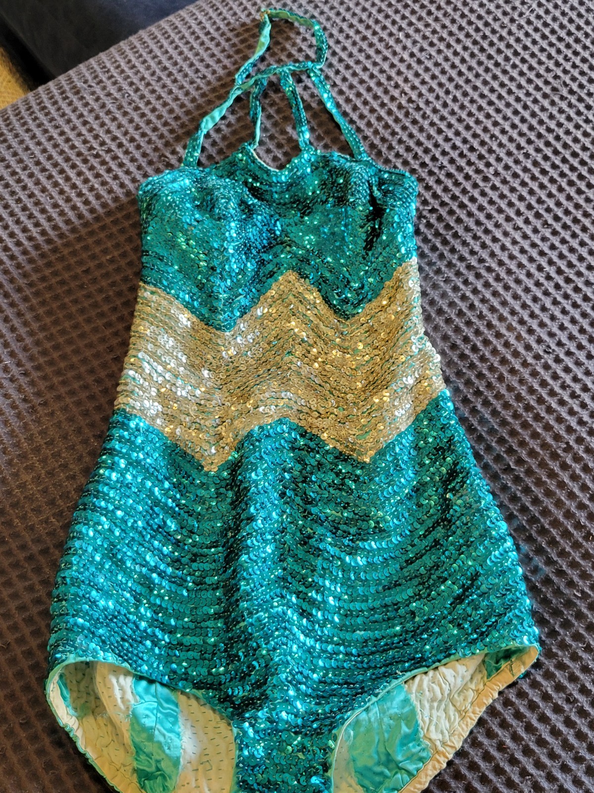 VINTAGE ANTIQUE TEAL SILVER SEQUIN BURLESQUE STAGE COSTUME XS As-Is NEEDS REPAIR VINTAGE ANTIQUE TEAL SILVER SEQUIN BURLESQUE STAGE COSTUME XS As-Is NEEDS REPAIR