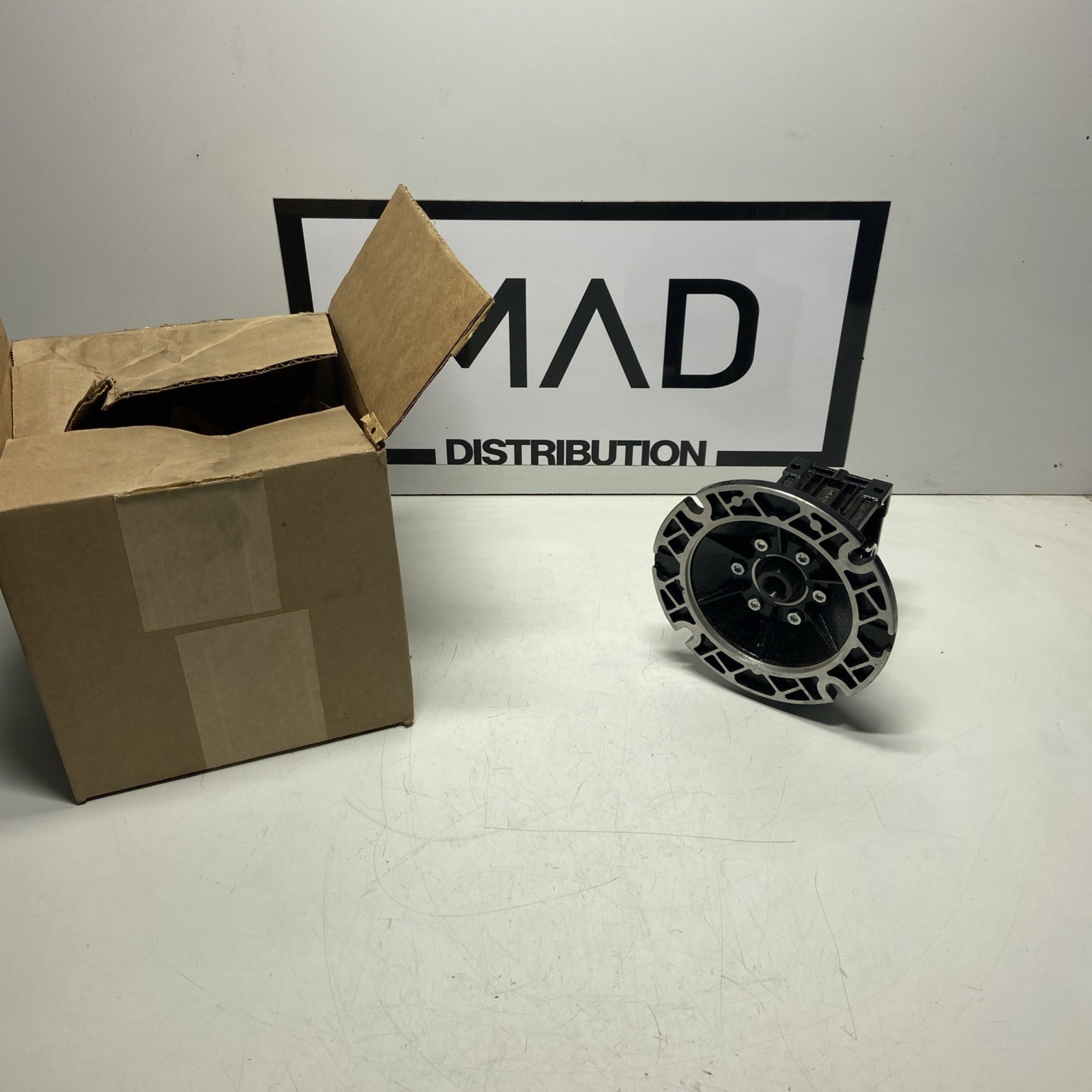 Motovario NMRV 040 Right Angle 56c 40:1 Gearbox Dorner 32M040ES