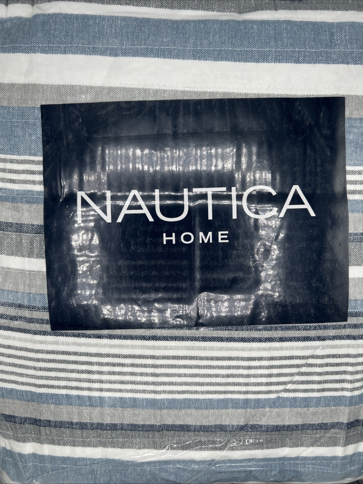 NEW Nautica-Jettison Grey, King, Quilt Set With Two Matching Shams
