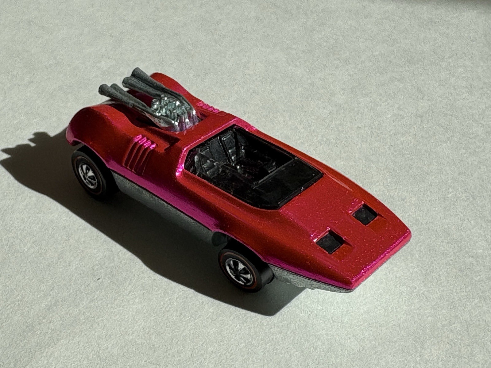Vintage Redline 1969 Hot Wheels Peeping Bomb / Hot Pink Vintage Redline 1969 Hot Wheels Peeping Bomb / Hot Pink
