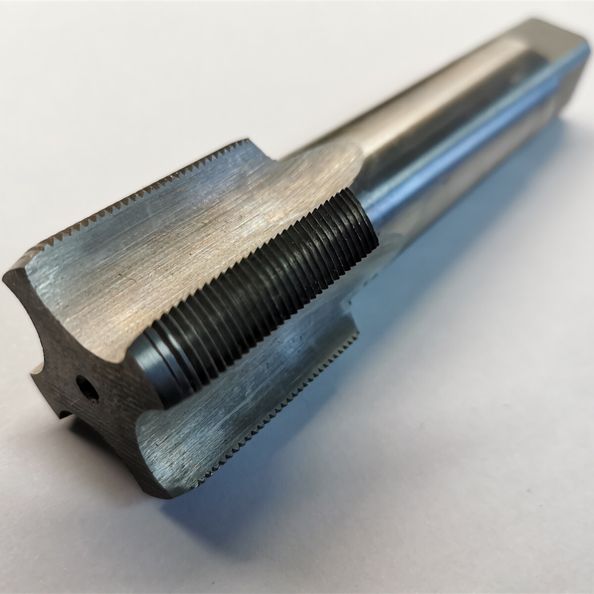 1pc HSS Right Hand Tap M68 X 3.0mm Taps Threading Tools 68mm X 3mm pitch