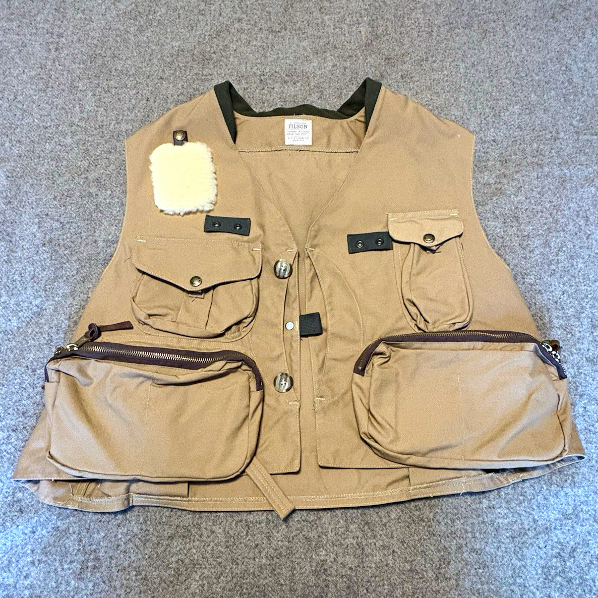 Filson Fly Fishing Vest Tan XL USA NWOT