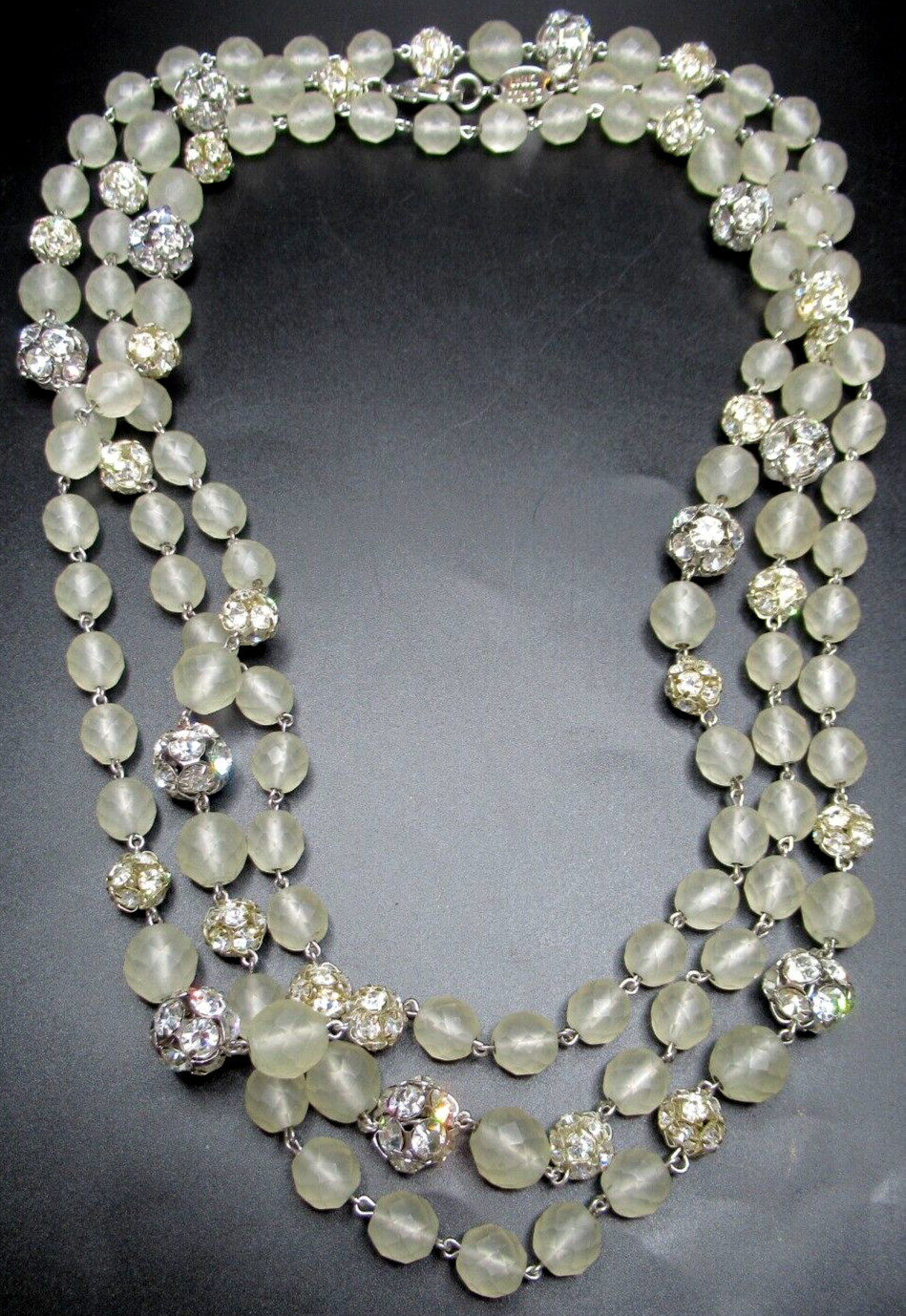 CARLO ZINI Frosted Glass Beaded Rhinestone Bead Long Flapper Length Necklace