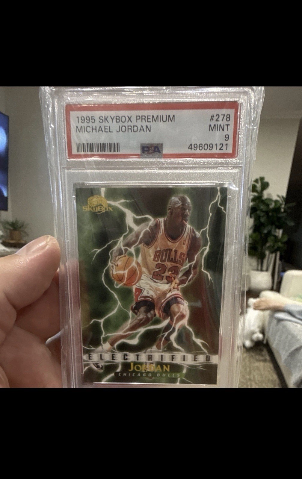 1995 SkyBox Premium Michael Jordan Electrified Insert #278 PSA 9 Bulls