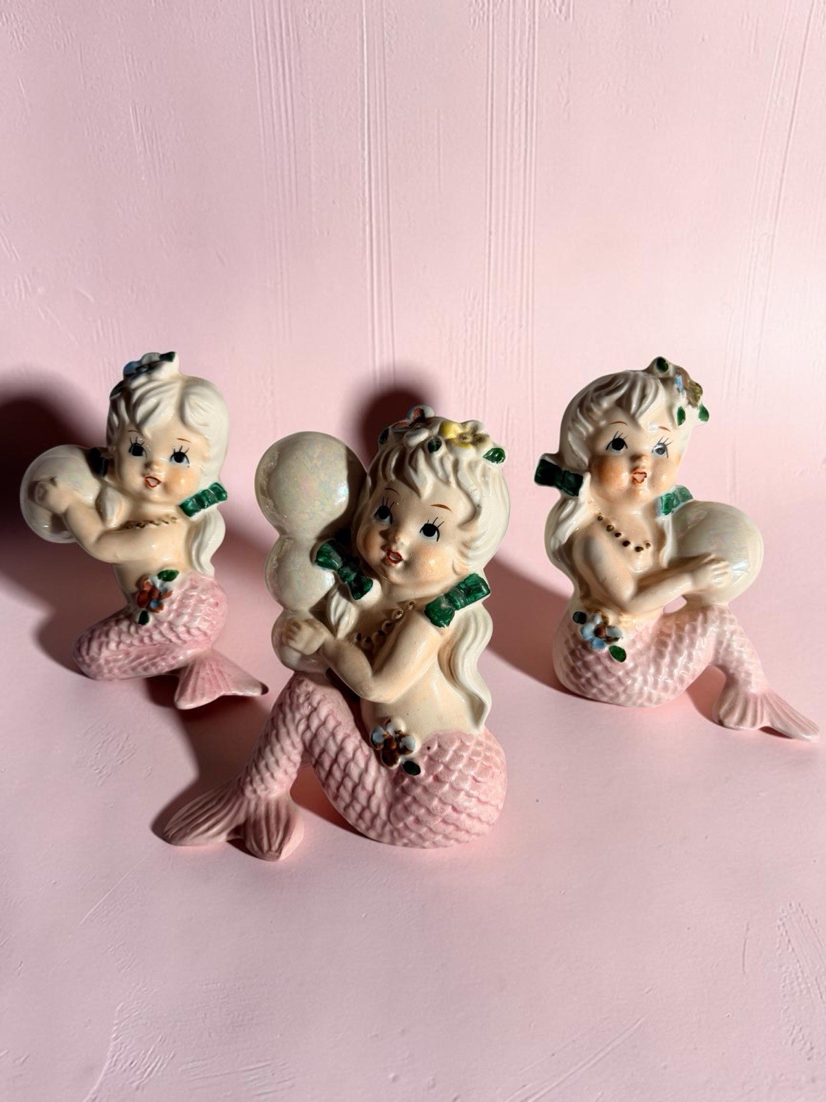 Vintage Pink Ceramic Mermaid Wall Plaques Figurines 🌴 TILSO 🐚 So Cute 🐙 Vintage Pink Ceramic Mermaid Wall Plaques Figurines 🌴 TILSO 🐚 So Cute 🐙