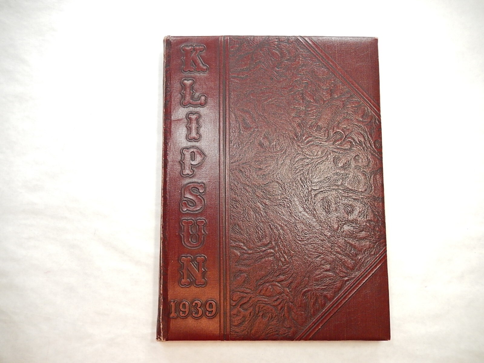 Yearbook, Western Washington State College, Bellingham Washington, 1939, Klipsun