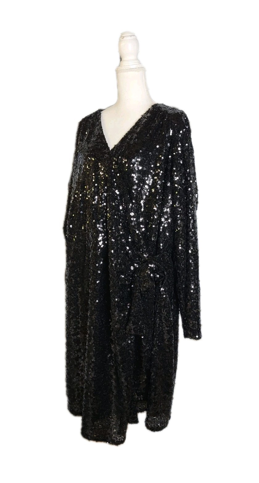 • NWOT Terra & Sky Long Sleeve Sequin Mini Wrap Dress Plus Size 4X Black • NWOT Terra & Sky Long Sleeve Sequin Mini Wrap Dress Plus Size 4X Black