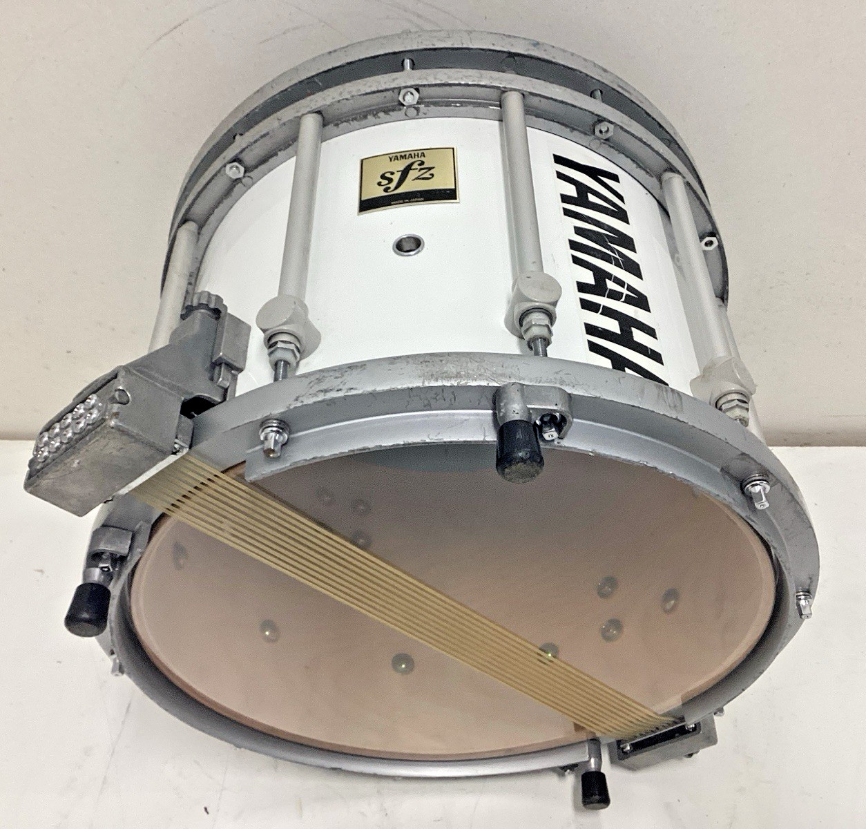 Yamaha 13” SFZ Marching Snare Drum White Yamaha 13” SFZ Marching Snare Drum White