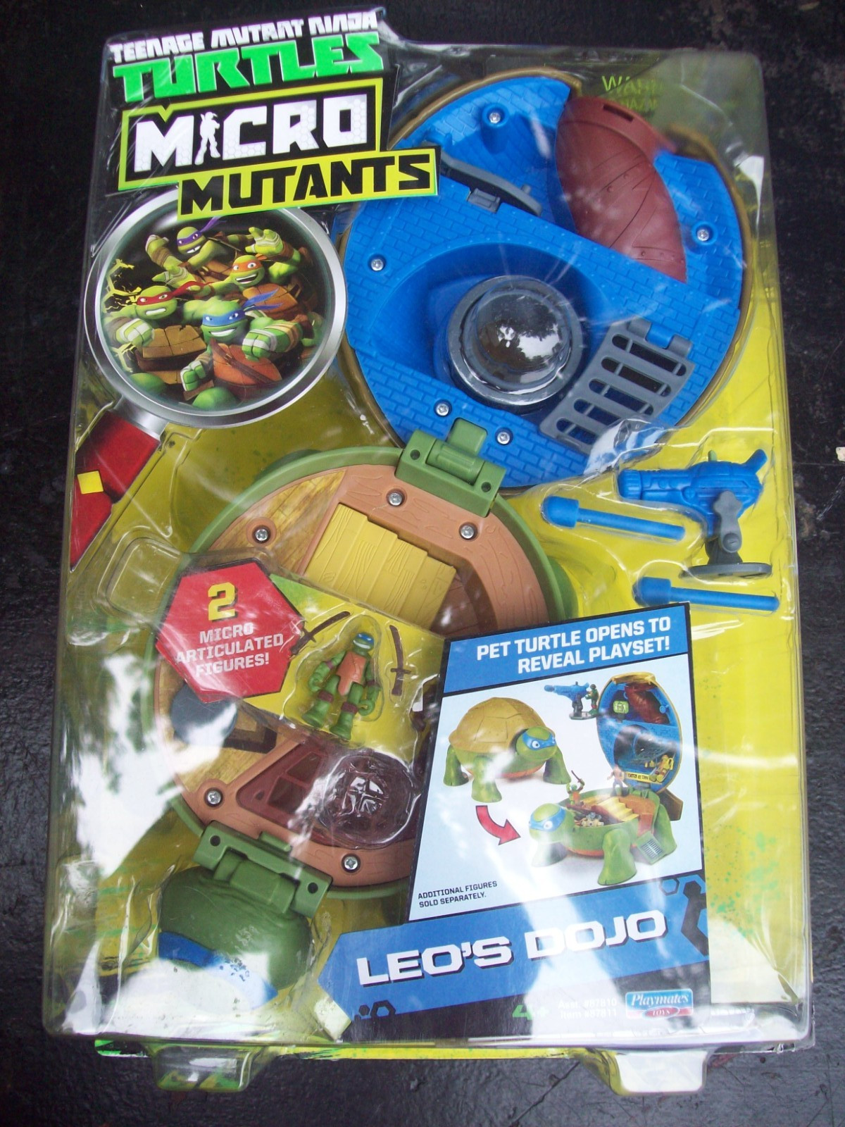Teenage Mutant Ninja Turtles TMNT Micro Mutants Leo\'s Dojo Turtle playset sealed Teenage Mutant Ninja Turtles TMNT Micro Mutants Leo\'s Dojo Turtle playset sealed